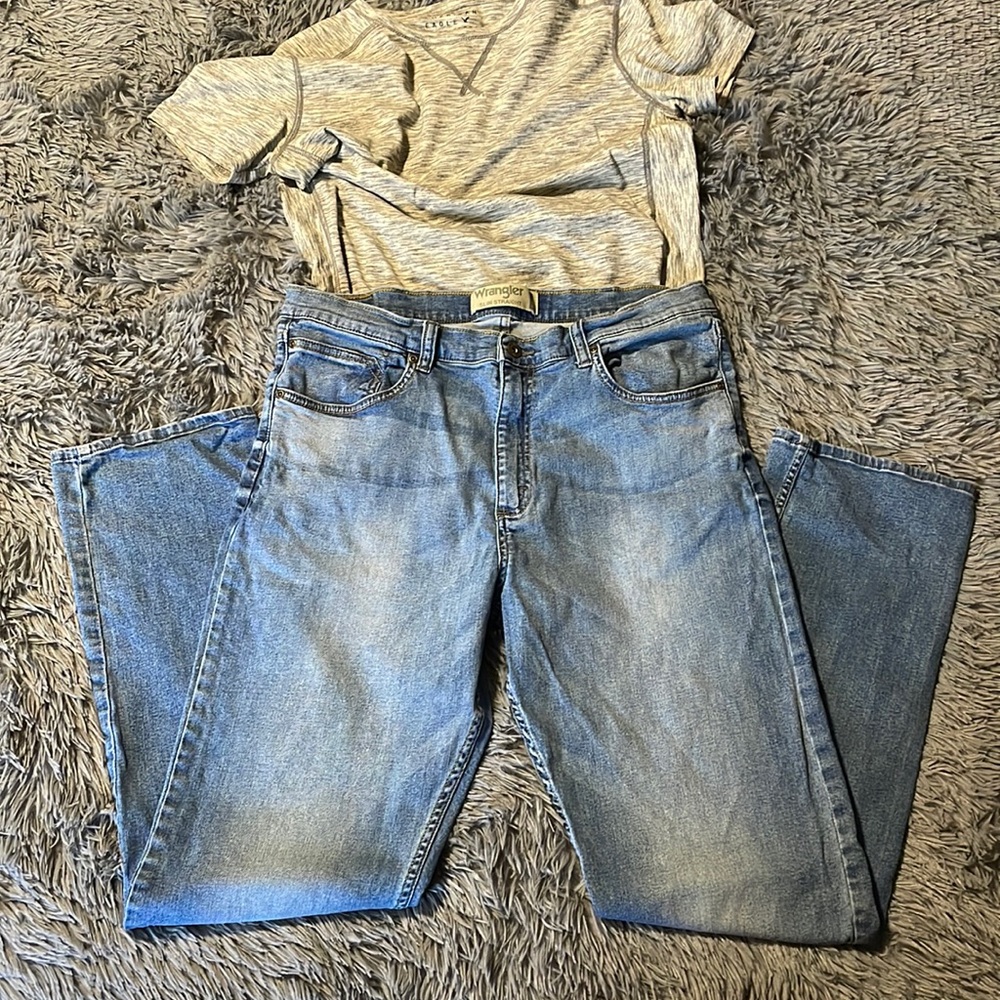 Wrangler - Slim Straight Leg Jeans 36x32